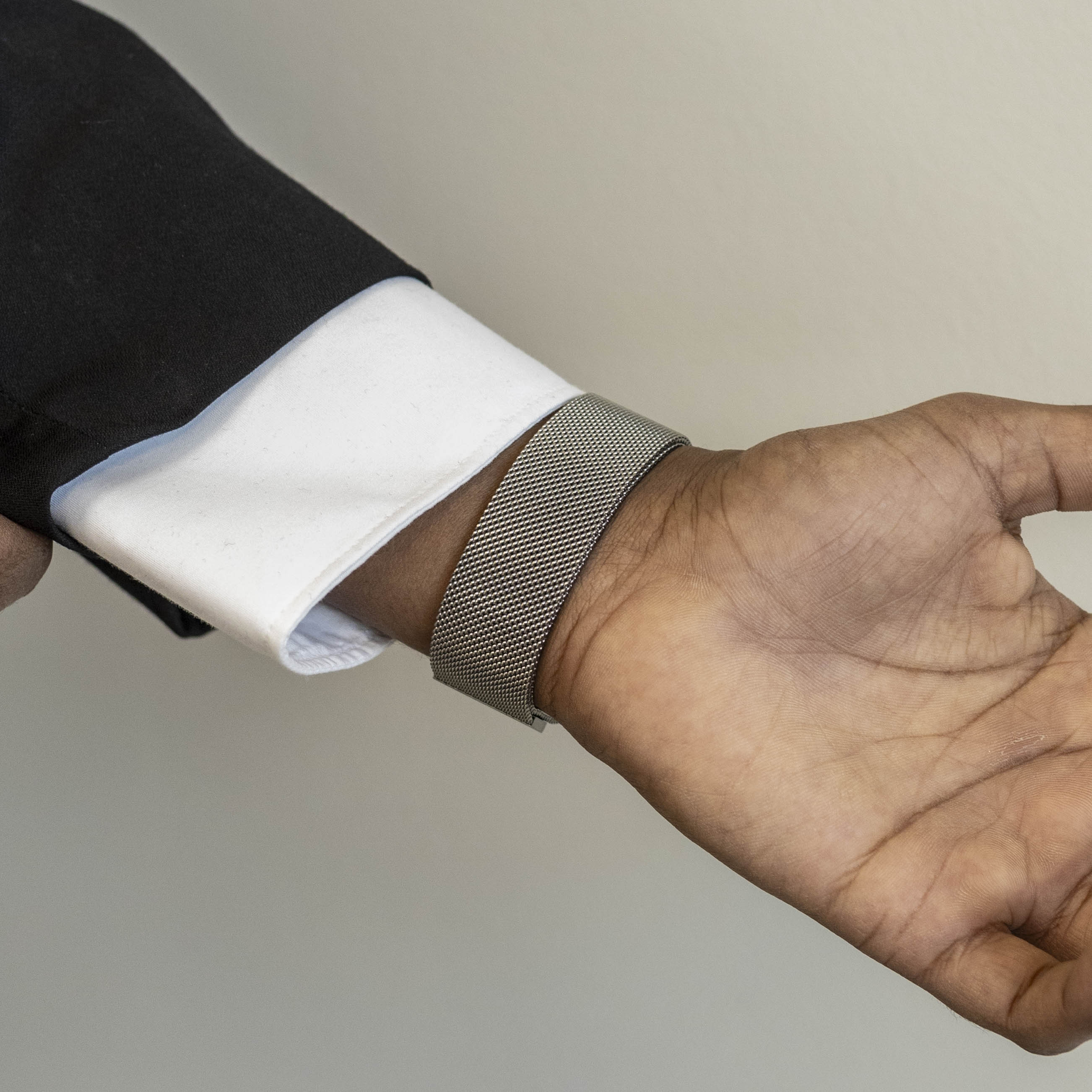 Gard Pro Ultra Milanese Strap (Titanium) - Image 4
